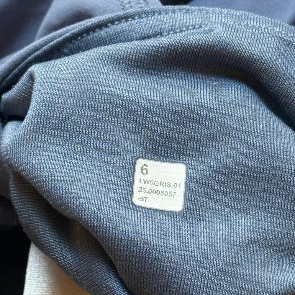 ❄️🩵NWT/ Lululemon Groove HR Ribbed Panel Tight 28” - Picture 3 of 5